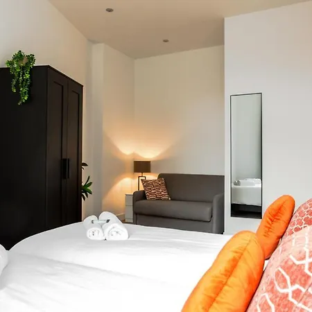 Spacious Home, 10 Min From Efteling Daire *