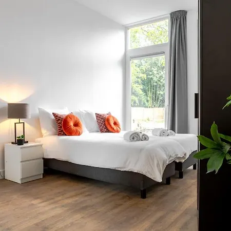 Spacious Home, 10 Min From Efteling Daire Tilburg